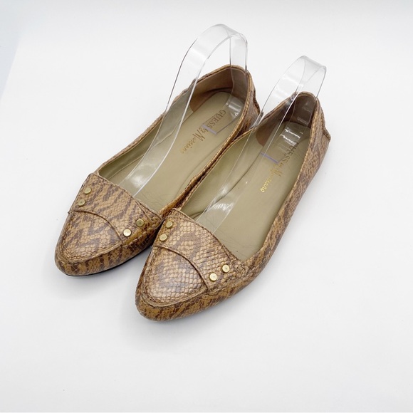 GUESS by Marciano Animal Print Snake Print Slip On Pointed Toe Flats Size 8.5 M - Picture 2 of 9